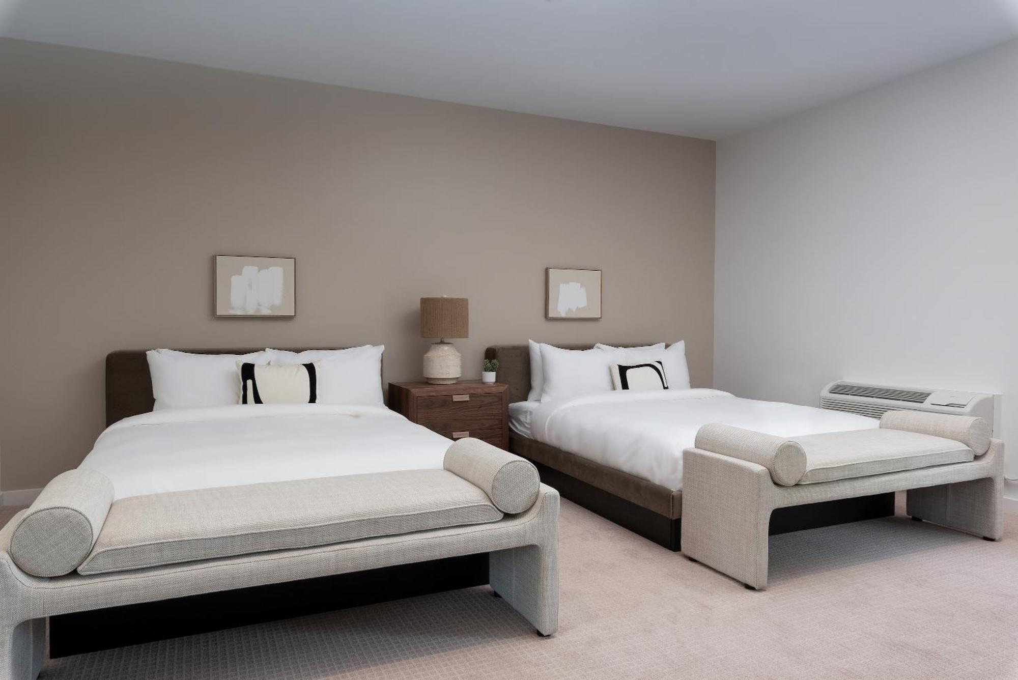 Boardwalk Hotel On Lake Anna By Kasa Mineral Bilik gambar